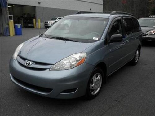 Toyota Sienna 2006 photo 1