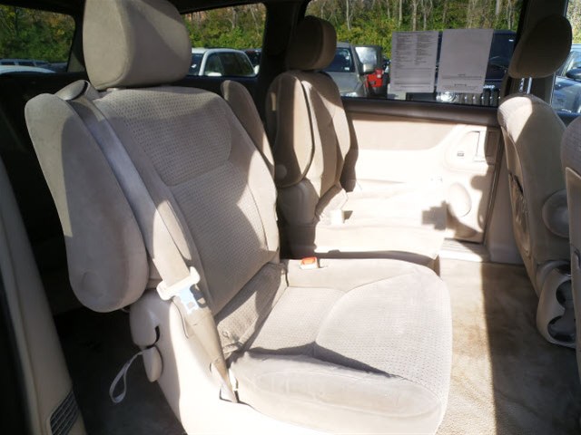 Toyota Sienna 2006 photo 3
