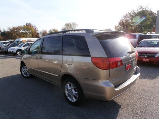 Toyota Sienna 2006 photo 5