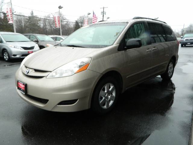 Toyota Sienna 2006 photo 5