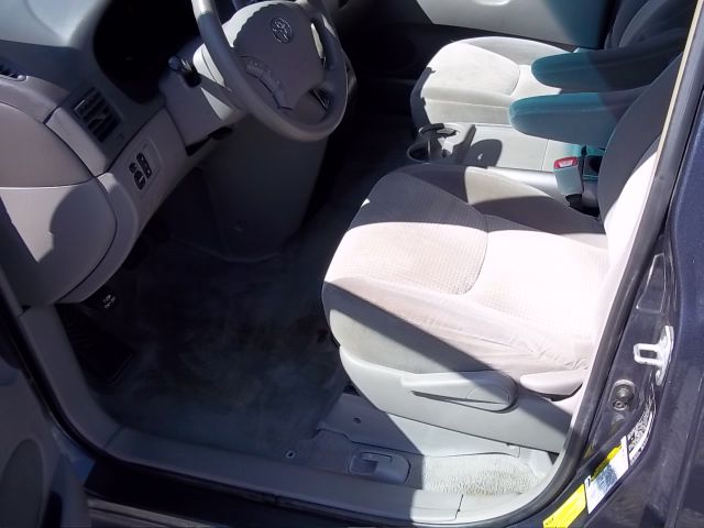 Toyota Sienna 2006 photo 4