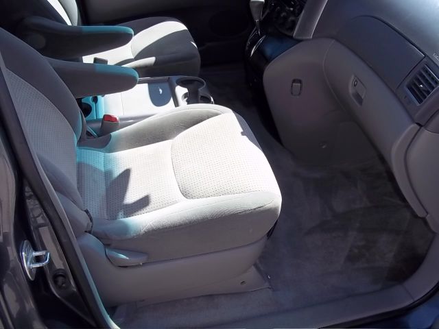 Toyota Sienna 2006 photo 5