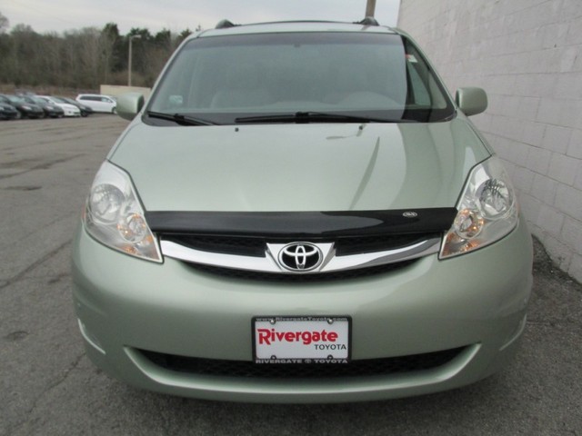 Toyota Sienna 2006 photo 4