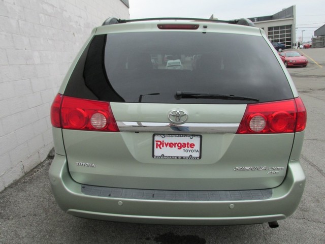 Toyota Sienna 2006 photo 5