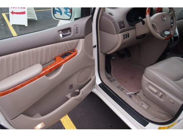 Toyota Sienna 2006 photo 5