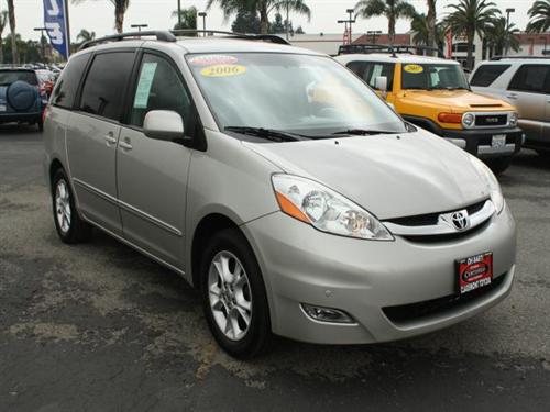 Toyota Sienna 2006 photo 3