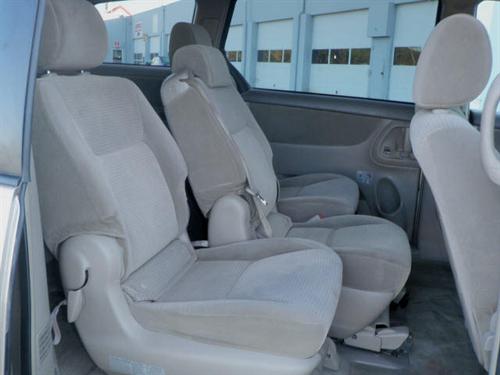 Toyota Sienna 2006 photo 4