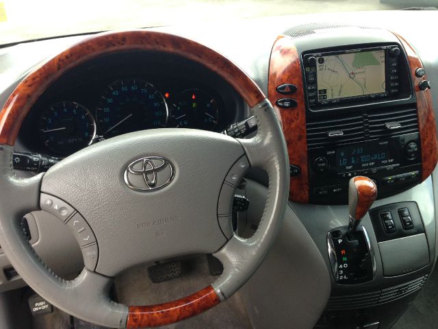 Toyota Sienna 2006 photo 1