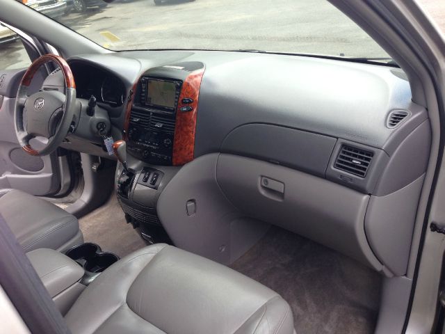 Toyota Sienna 2006 photo 10