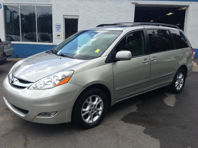 Toyota Sienna 2006 photo 3