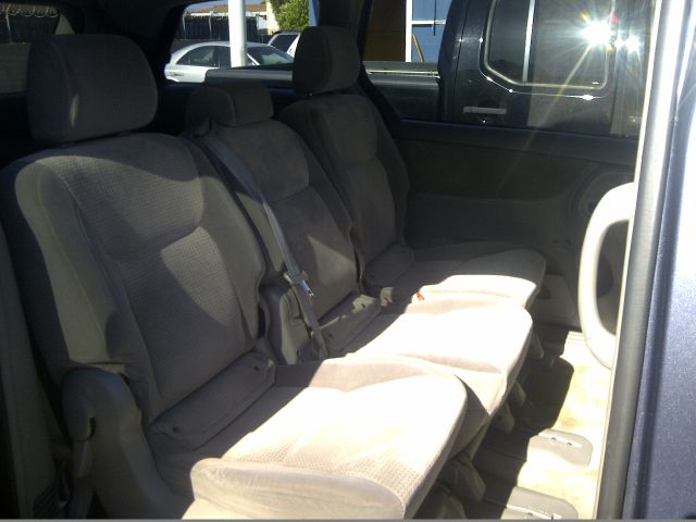 Toyota Sienna 2007 photo 3