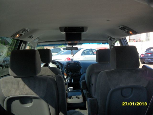 Toyota Sienna 2007 photo 6