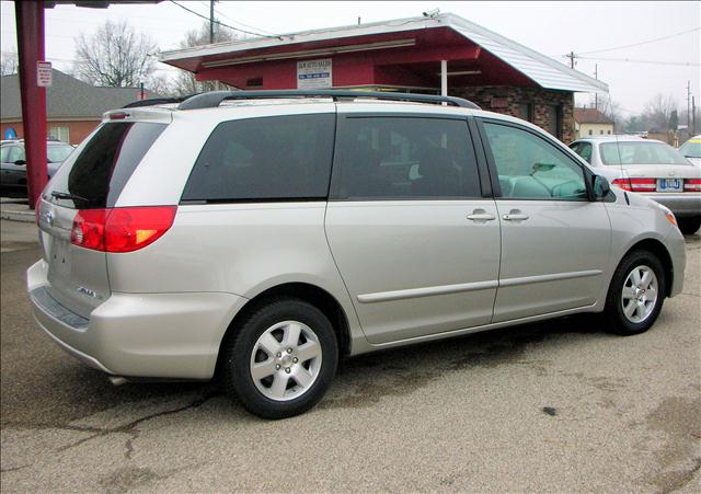Toyota Sienna 2007 photo 5
