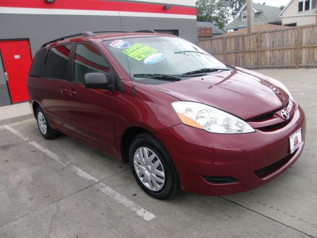 Toyota Sienna 2007 photo 2