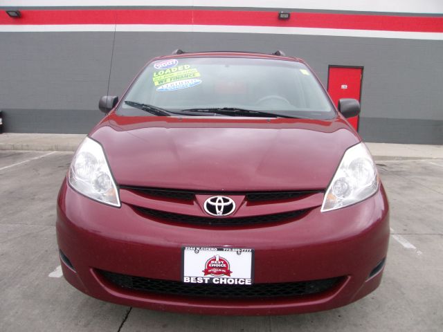 Toyota Sienna 2007 photo 3
