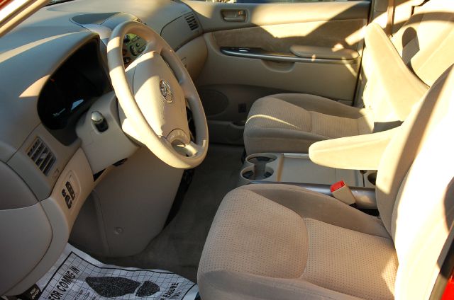 Toyota Sienna 2007 photo 4