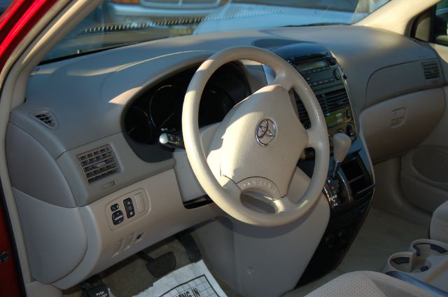 Toyota Sienna 2007 photo 7