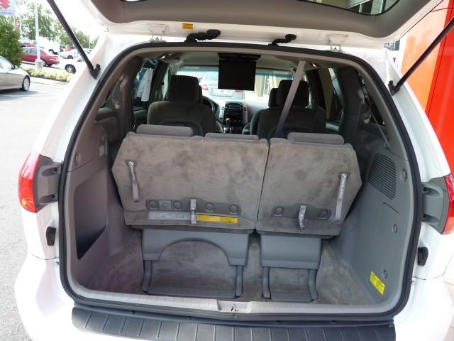 Toyota Sienna 2007 photo 5