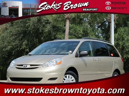 Toyota Sienna 2008 photo 1