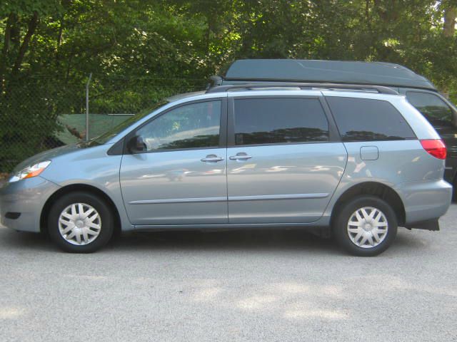 Toyota Sienna 2008 photo 1