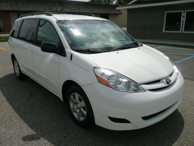 Toyota Sienna 2008 photo 10