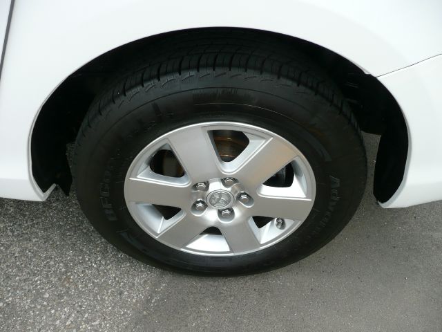 Toyota Sienna 2008 photo 18