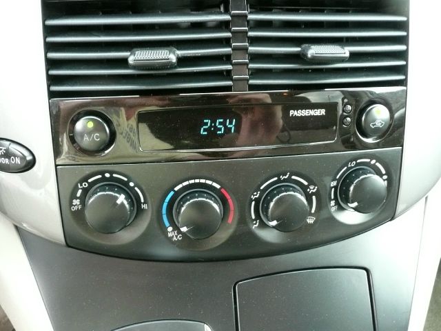 Toyota Sienna 2008 photo 8