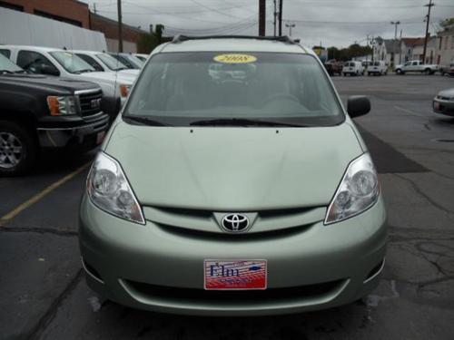 Toyota Sienna 2008 photo 2