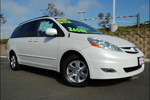 Toyota Sienna GT 2door Sunroof Other