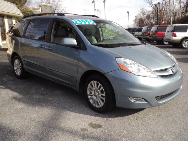 Toyota Sienna 2008 photo 5