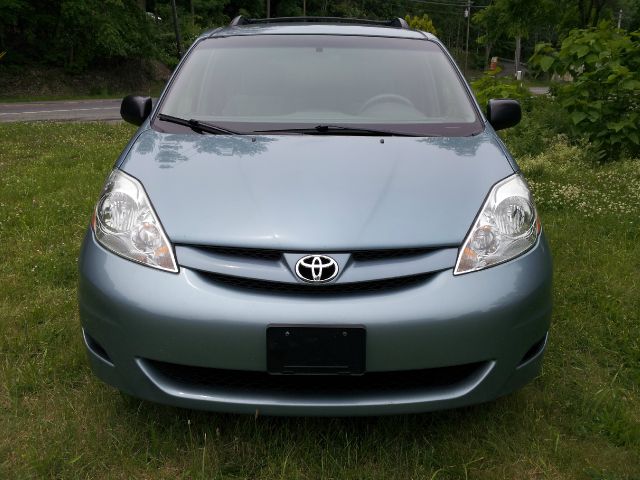 Toyota Sienna 2008 photo 5