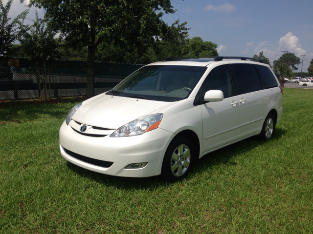 Toyota Sienna GT Black Leather MiniVan