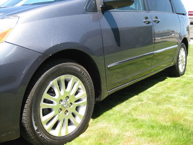 Toyota Sienna 2008 photo 10