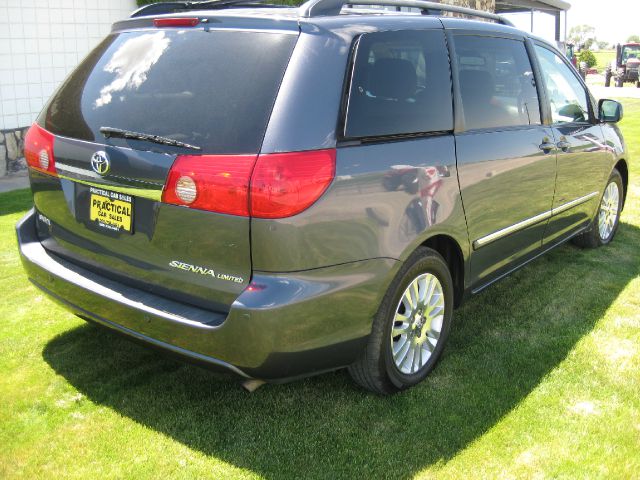 Toyota Sienna 2008 photo 38