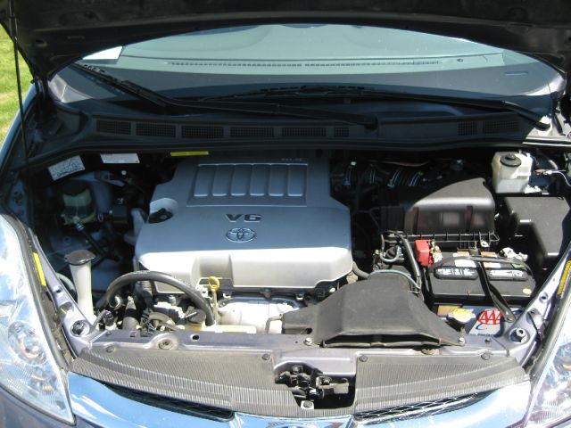Toyota Sienna 2008 photo 55