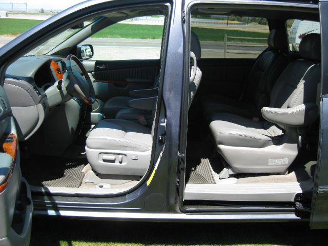 Toyota Sienna 2008 photo 58
