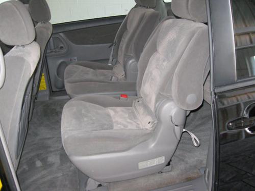 Toyota Sienna 2008 photo 4