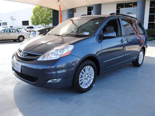 Toyota Sienna SEL Sport Utility 4D Other