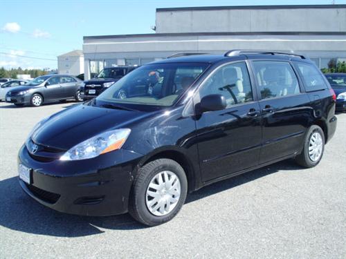 Toyota Sienna 2008 photo 1