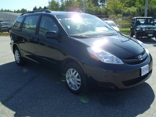 Toyota Sienna 2008 photo 5