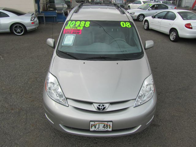 Toyota Sienna 2008 photo 4
