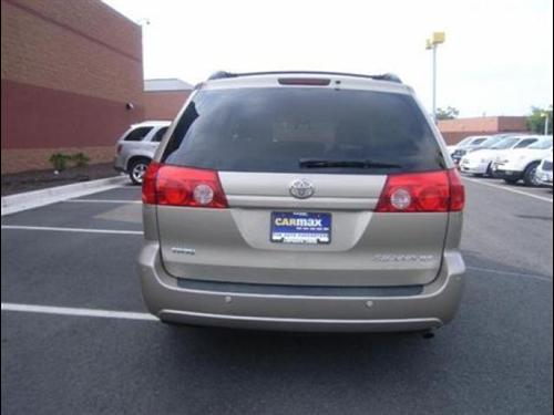 Toyota Sienna 2008 photo 5