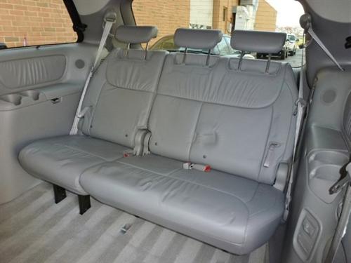 Toyota Sienna SLT 25 Other