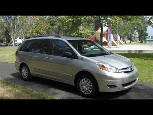 Toyota Sienna SE -6spd- Leathand ROOF Other