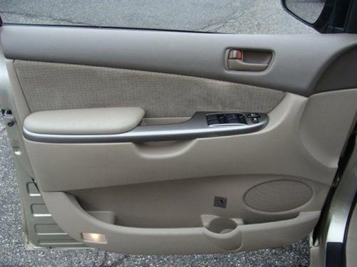 Toyota Sienna 2008 photo 3