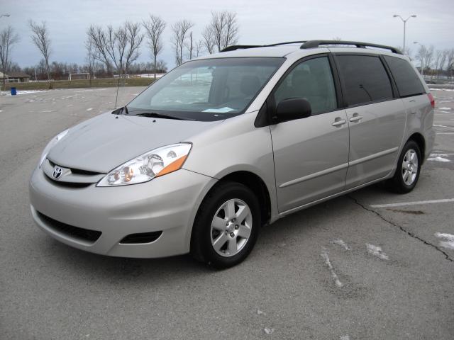 Toyota Sienna X MiniVan