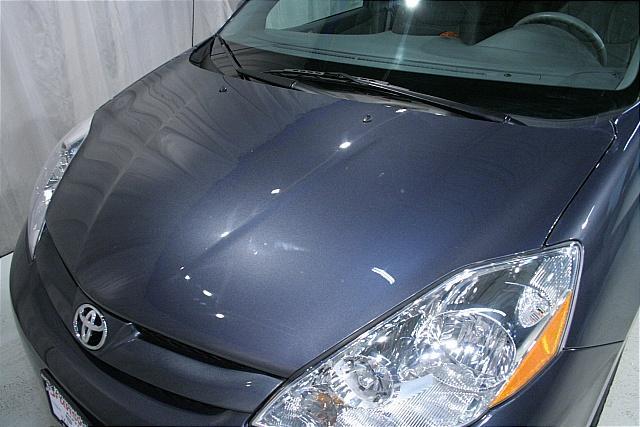 Toyota Sienna 2009 photo 4