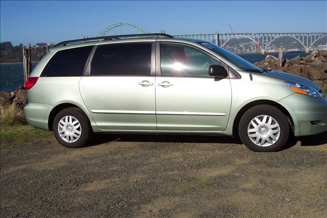 Toyota Sienna 5.4L Special Service MiniVan