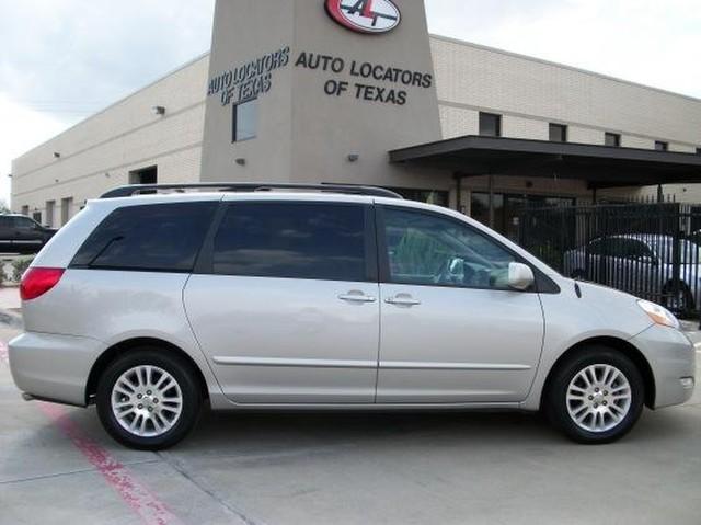 Toyota Sienna 4dr Sdn I4 Man SE-R Spec V Unspecified