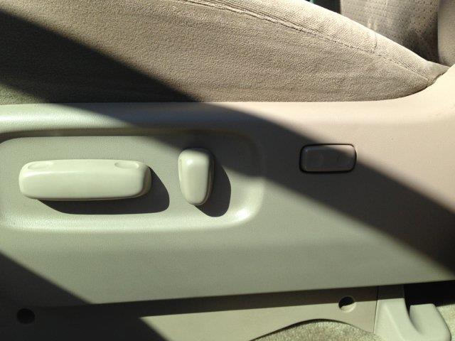 Toyota Sienna 2010 photo 3